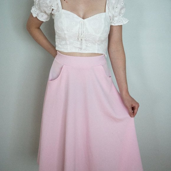 Pink Boohoo midi skirt with pockets - Picture 2 of 5